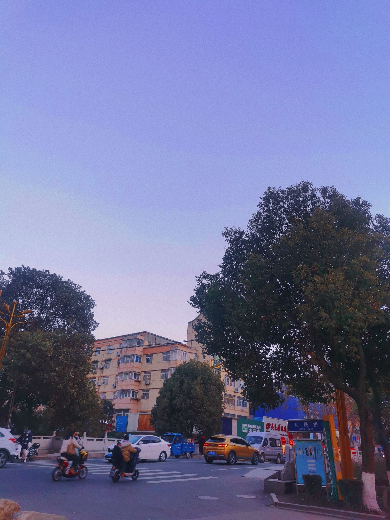 1611915847313945_421.jpg